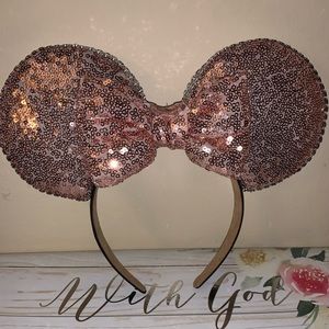 Mickey Mouse 🐭 Rose gold Sequins🥰💜💜